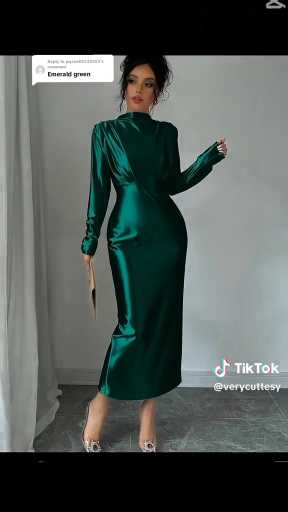 Emerald green outfits ideas 

Cc:Verycuttesy

Follow our