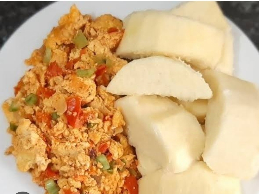 BE A VORACIOUS READER 