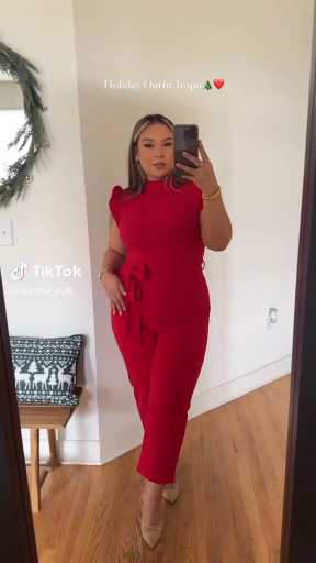 How to style a jumpsuit 

Cc:Anana_tuk

Follow