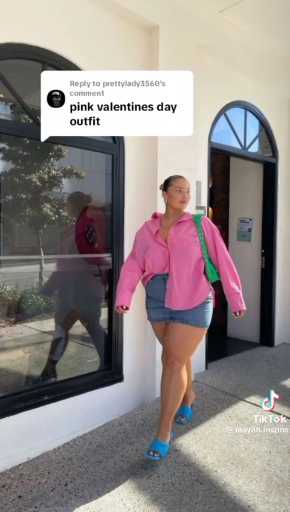 Pink outfits ideas

Cc: Mayasinspos

Follow our