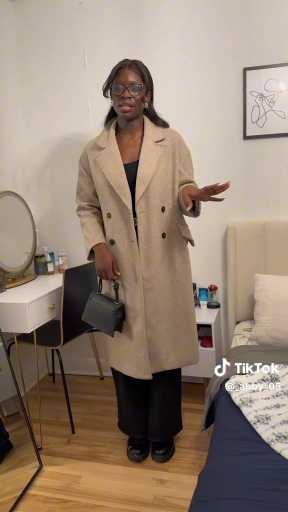 Coat outfit idea 

Cc:Abby

Follow our page