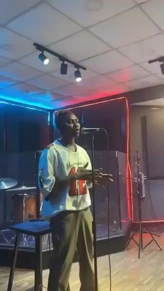  Reekado Banks
cc: tooxclusive_com
#music #entertainment