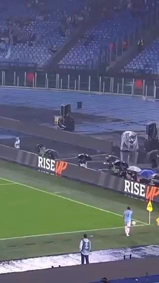  Pedro: corner taker goalscorer
cc: europaleague
#sports