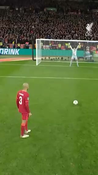  Cheeky, lfabinho
cc: liverpoolfc
#sports