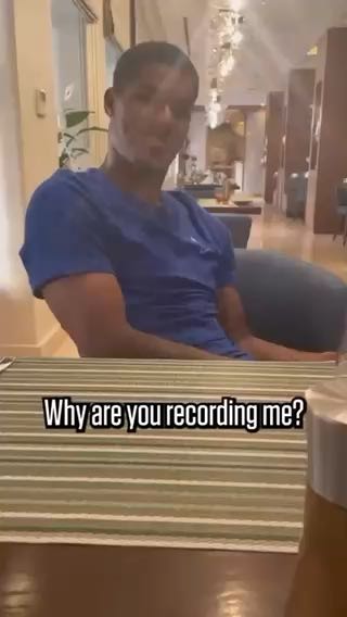  Marcus Rashford testing his spelling with Bukayo