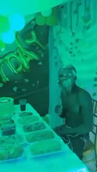  Portable and the second love of his