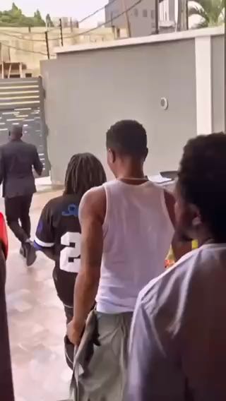  Olamide the birthday man pays Wizkid a