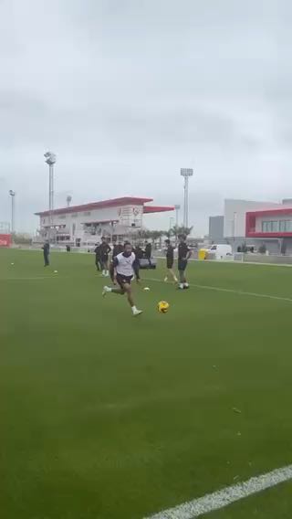  Ejuke prime incoming...
cc; sevillafc
#sports