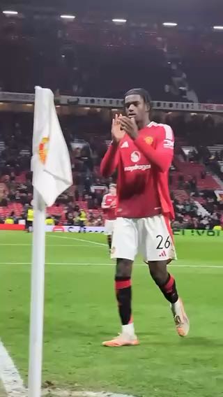  Old Trafford, you were unbelievable tonight
cc: