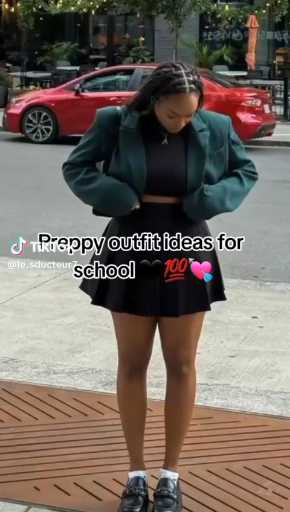 College outfits ideas 

Cc: Lesducteur 

Follow our