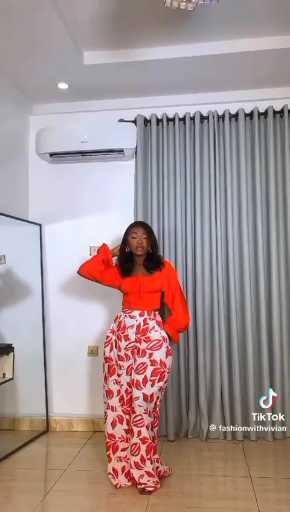 Palazzo outfits ideas 

Cc: Fashionwithvivian

Follow our