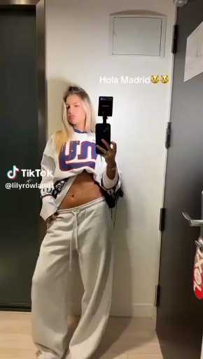 Jersey outfit idea

Cc:Lillyrowland

Follow our page