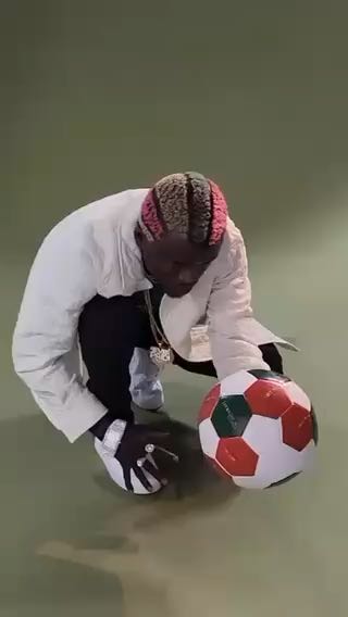  E be like Elizabeth Joyce is moving