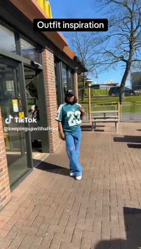  Jersey outfit idea

Cc: Keepingwithalfred

Follow our