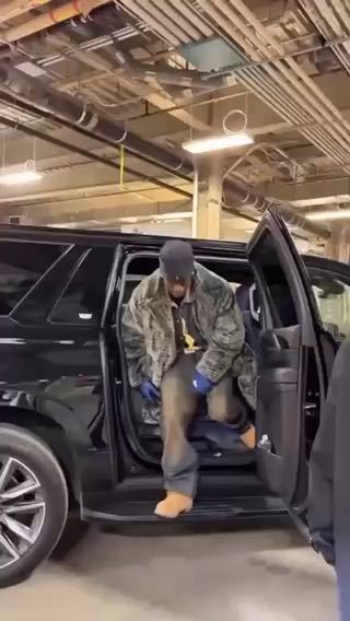  Rema touched down Canada
cc: officialhiptv
#music