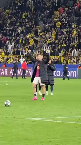  All for one. Barça to the semifinals!