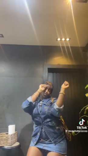 Denim outfit idea

Cc: Munababby 

Follow our