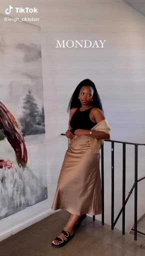  Which of the outfits is your favorite?