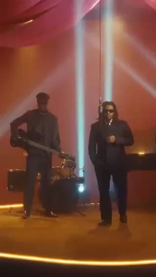  KAl- olamide & wizkidayo but the beat