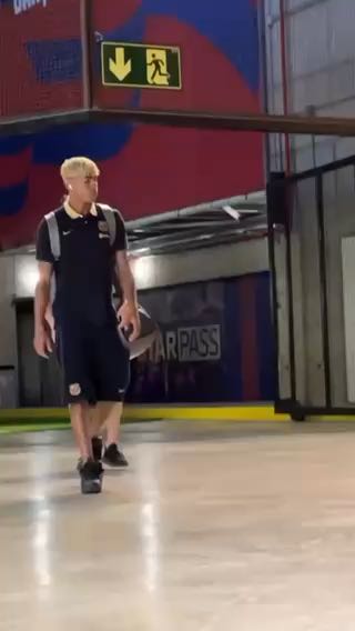  Ready for the action.
cc: fcbarcelona
#sports