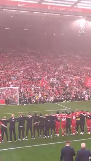  You'll Never Walk Alone
cc: liverpoolfc
#sports