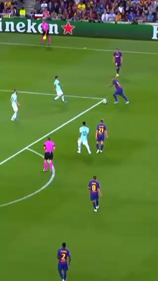  Luis Suárez vs Inter
cc; fcbarcelona
#sports