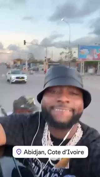  Davido having fun in Ivory Coast
cc: