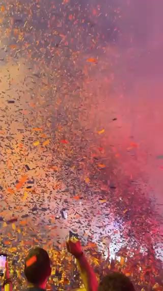  You just can't describe this feeling
cc: