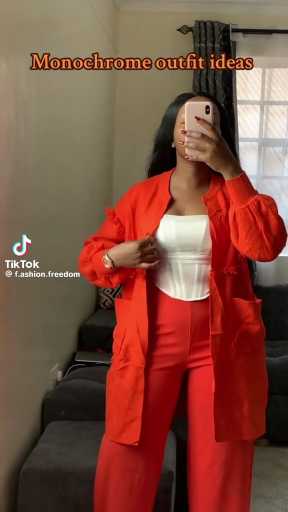 Monochroomatic outfits ideas 

Cc: Fashion freedom 

Follow