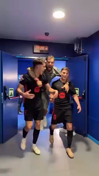  Love how Lamine Yamal went straight to