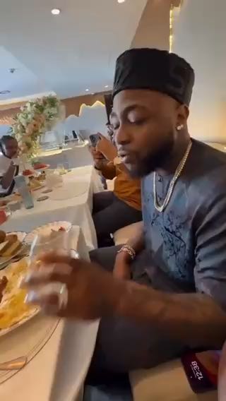  Davido and Bright Chimezie on a
Iunch