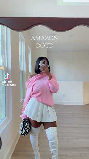 Mini skirt outfit idea

Cc: Jackyytsh 

Follow