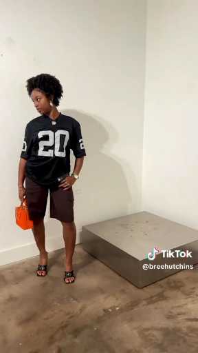 Jersey outfit idea

Cc:Breehutchins

Follow our page