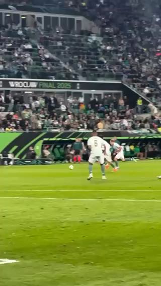smooth 
cc: chelseafc 
#sports