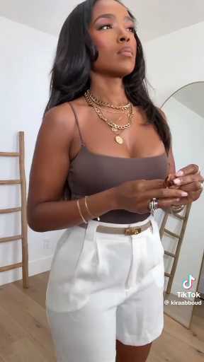 How to style a short 

Cc:Omokunbiife

Follow