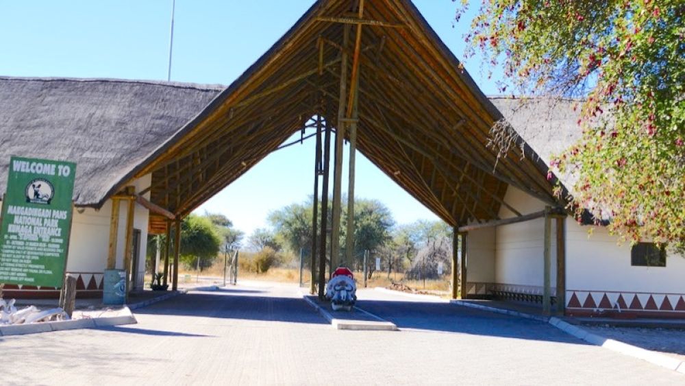 Makgadikgadi National Park — Where Salt Meets Soul