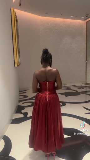 Dinner date outfit idea

Cc: Shewajay 

Follow