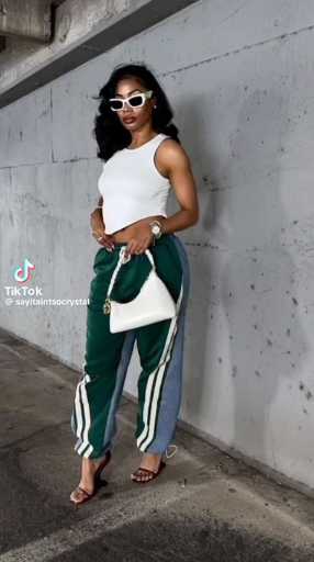 Athleisure outfits ideas 

Cc:Sayitaint

Follow our page
