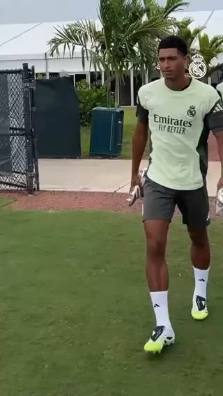 getting to work
cc: realmadrid 
#sports