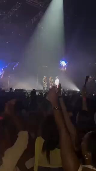  theycallmeshallipopi brings zerrydlmusic out heisrema paris show