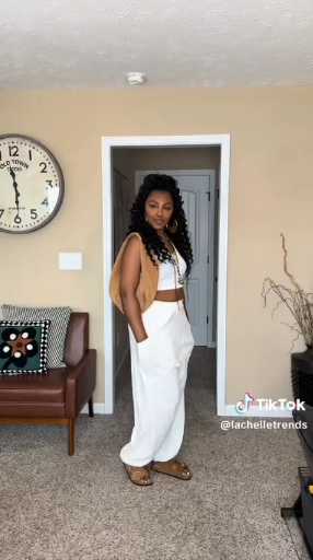 Baggy pant outfits ideas 

Cc: Lachellestrends 

Follow