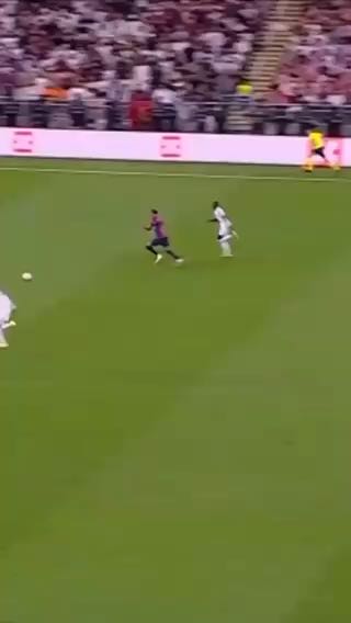  A season shining in Blaugrana.
cc: fcbarcelona