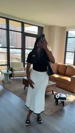 Black and white outfit idea

Cc:Nnenayah

Follow