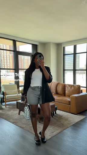 Blazer outfit idea

Cc:Nnenayah

Follow our page