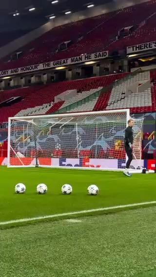 smooth
cc; fcbayern
#sports