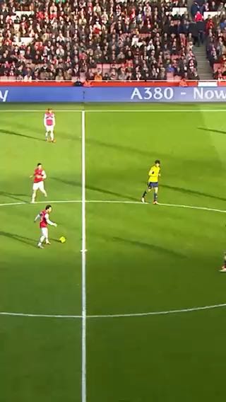  MW25: Sunderland (H)
8 touches of class,