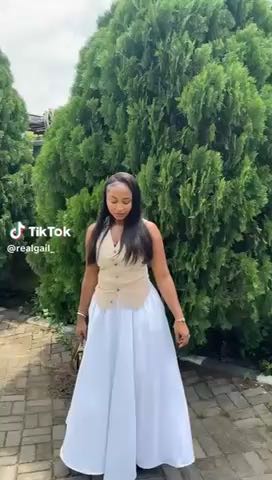 Flare skirt outfit idea

Cc:Realgail

Follow our