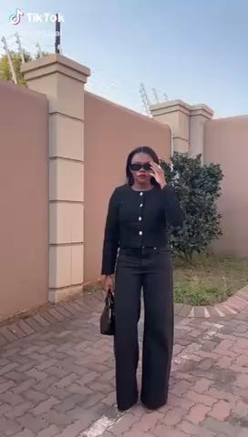 All black outfit idea

Cc:Sabiithegyal

Follow our