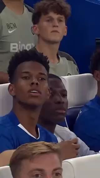 Supporting his compatriot.
cc: chelseafc
#sports