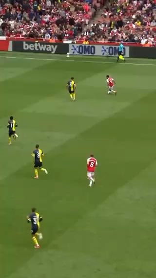  MW32: Bournemouth (H)
Rice's pinpoint strike topped